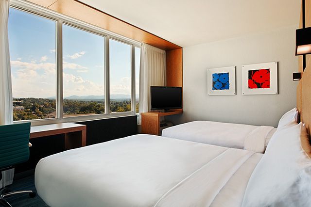 Room decor includes the Blue Ridge Mountains.